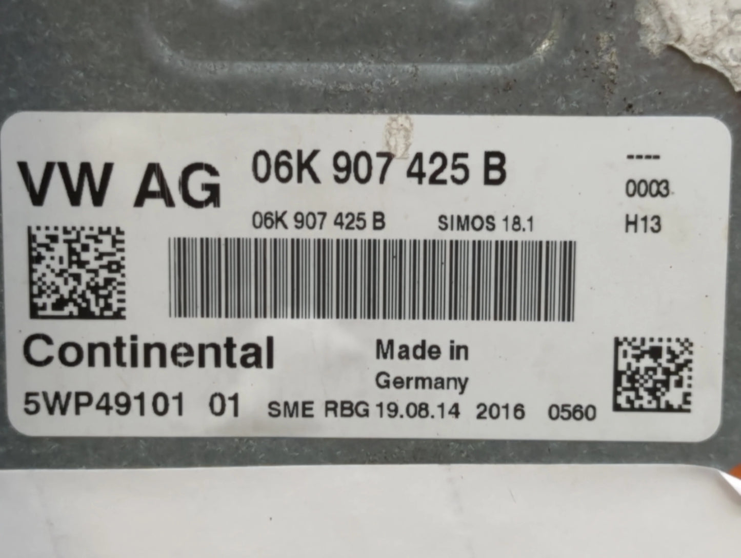 2015 Audi A3 PCM Engine Computer ECU ECM PCU OEM P/N:06K 907 425 B Fits 2016 2017 OEM Used Auto Parts SKU: 522550